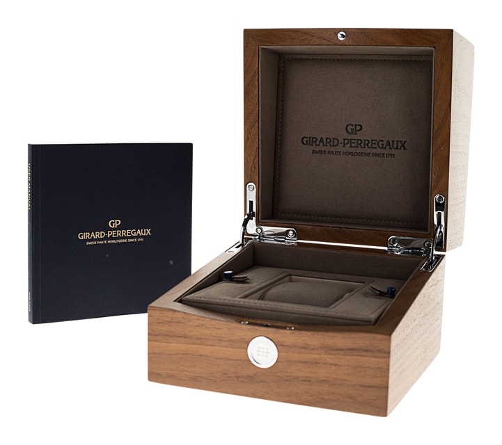 Girard Perregaux Laureato 81010-32-631-FK6A Image 5